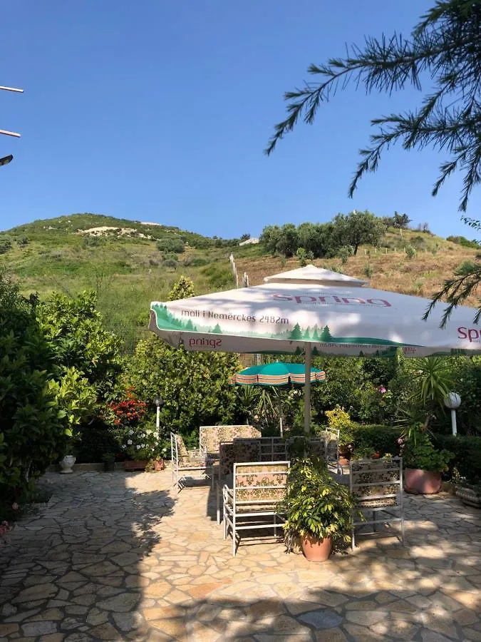 Villa Edi Vlorë 0*,